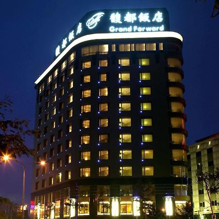 Grand Forward Hotel Taipei Exterior photo